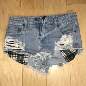 HIGH WAISTED SHORTS PLAID POCKETS